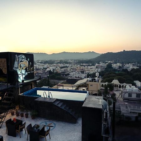 Tripli Udaipur Hotel Екстериор снимка
