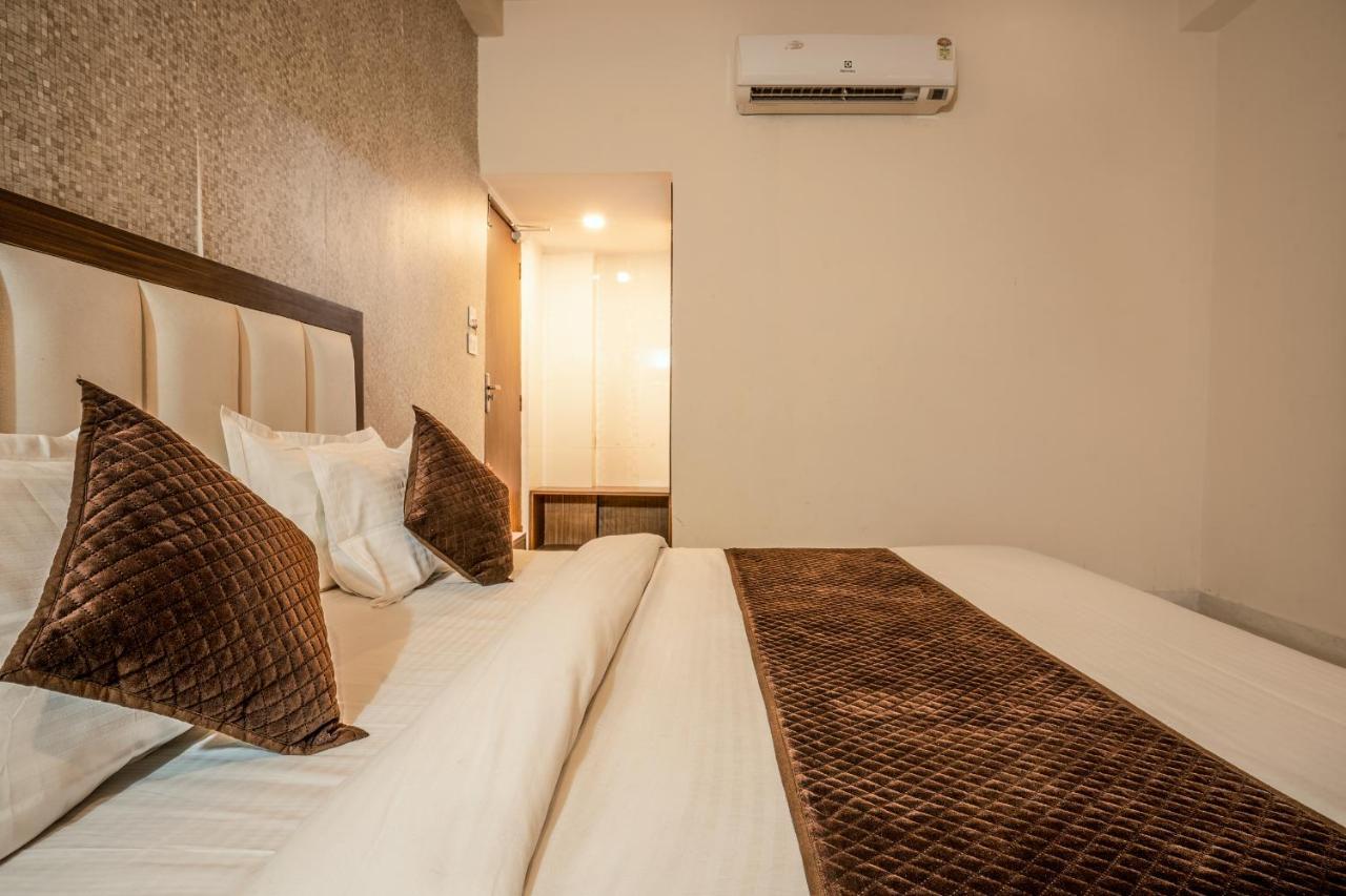 Tripli Udaipur Hotel Екстериор снимка