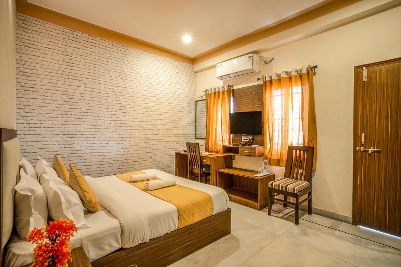 Tripli Udaipur Hotel Екстериор снимка