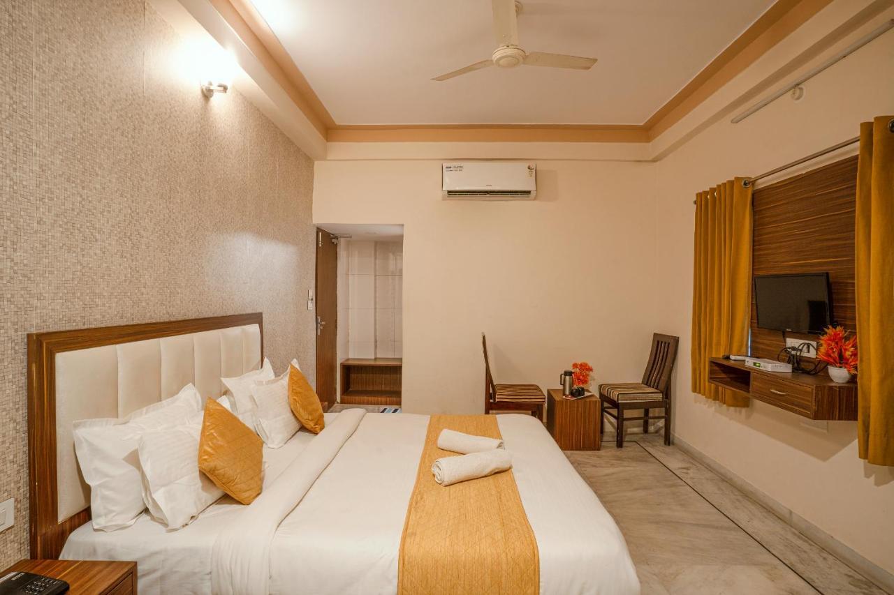 Tripli Udaipur Hotel Екстериор снимка