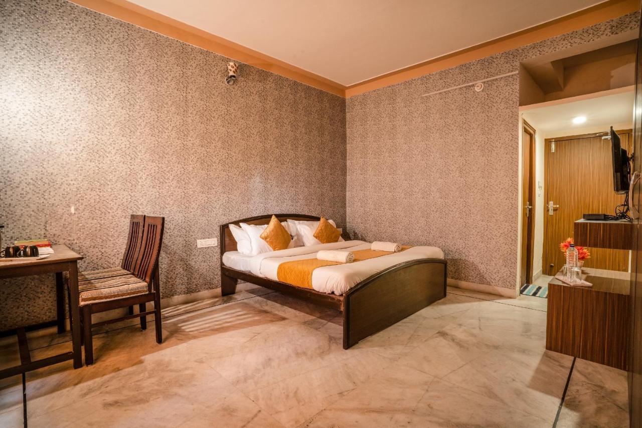 Tripli Udaipur Hotel Екстериор снимка