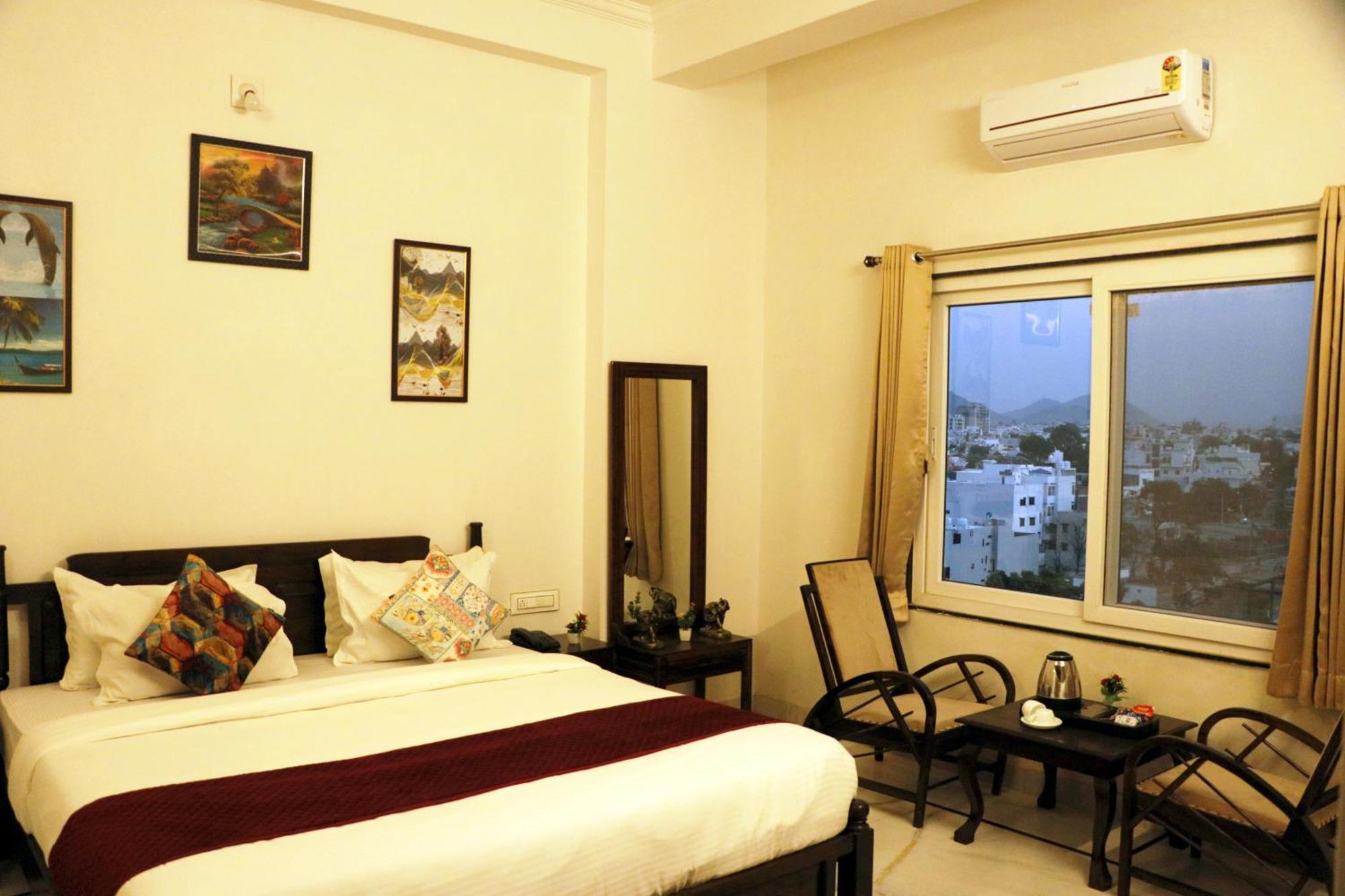 Tripli Udaipur Hotel Екстериор снимка